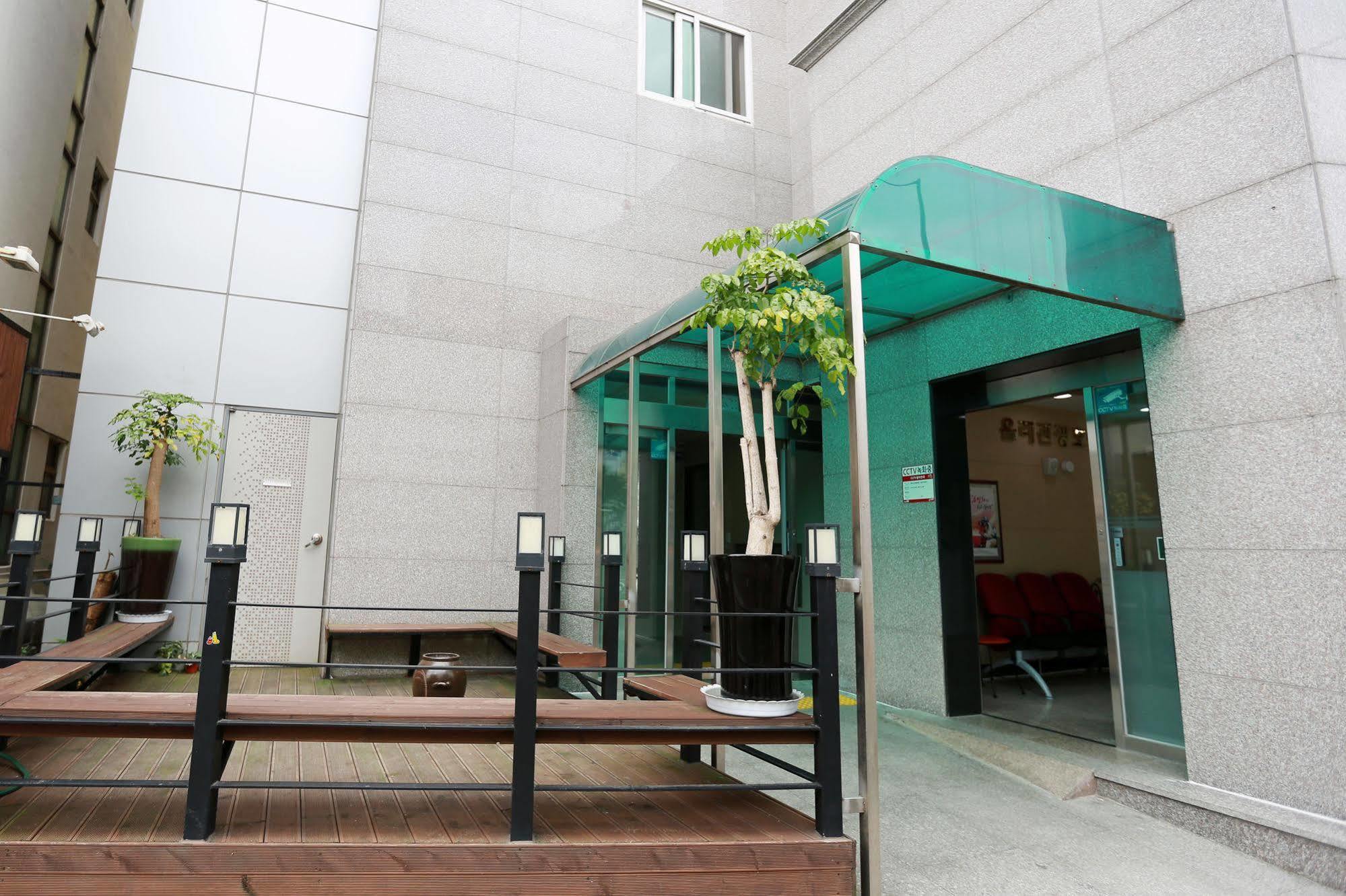 Olle Tourist Hotel Jeju Exterior photo