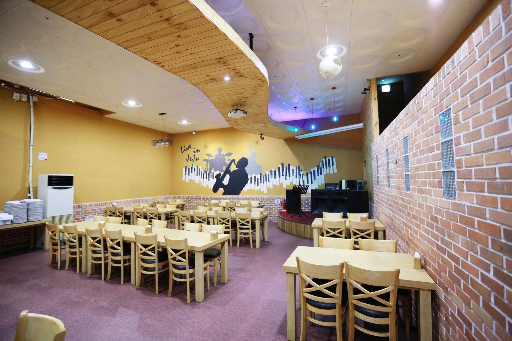 Olle Tourist Hotel Jeju Exterior photo